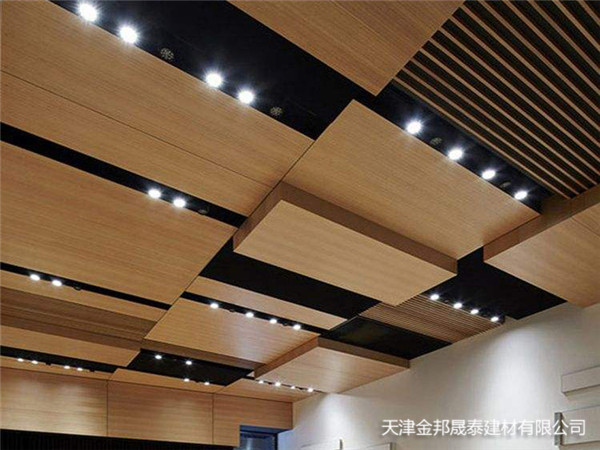 木紋轉(zhuǎn)印鋁單板